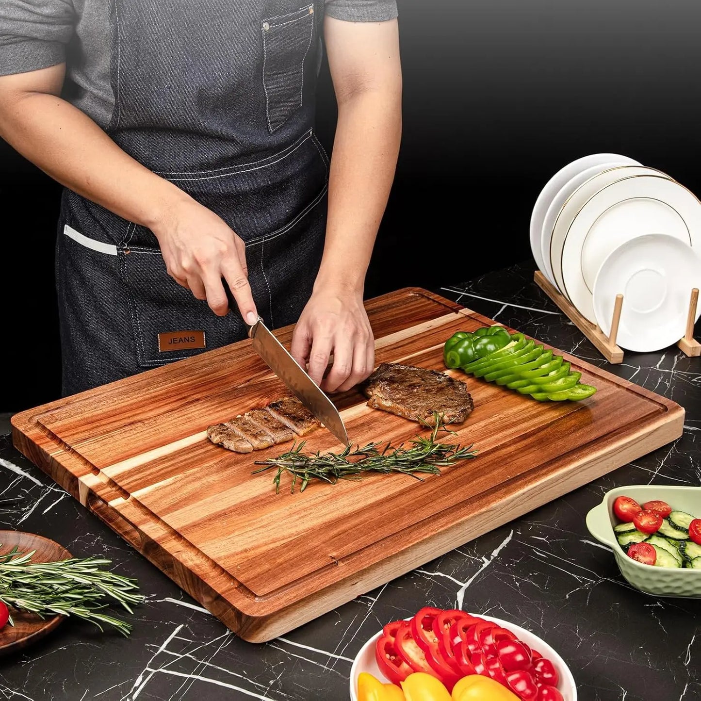 TWISTER.CK Charcuterie Cutting Board With Juice Groove And Handle